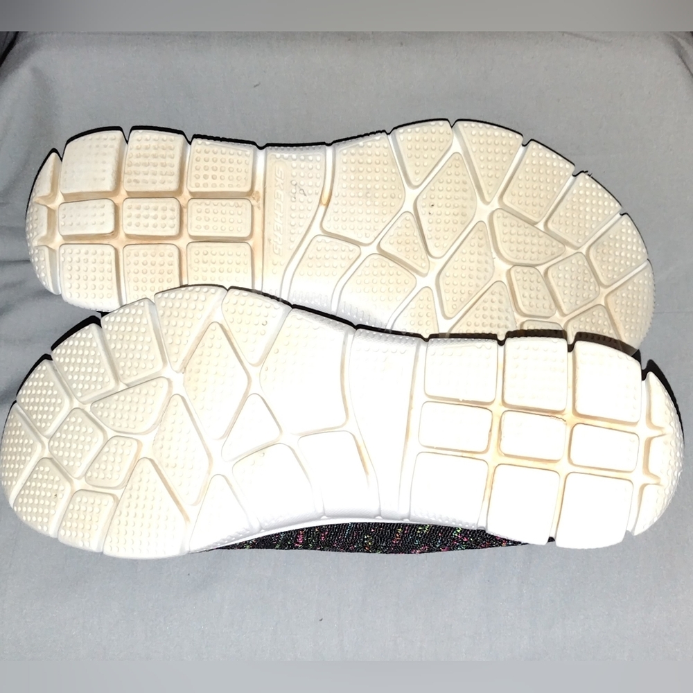 Skechers Air Cooled Memory Foam SN 12419 Black Knit Slip On Sneakers Size 8 - Picture 10 of 10